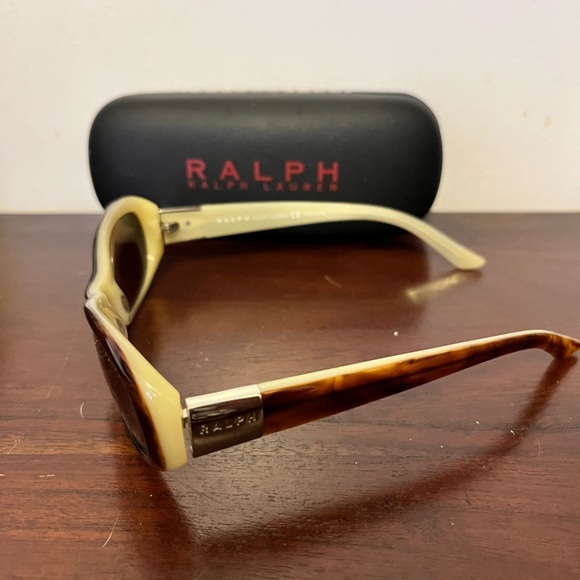 Ralph Lauren two-tone sunglasses. - Picture 9 of 10